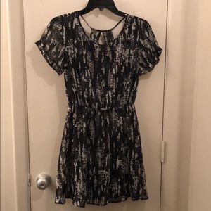 Black and white dee elle dress